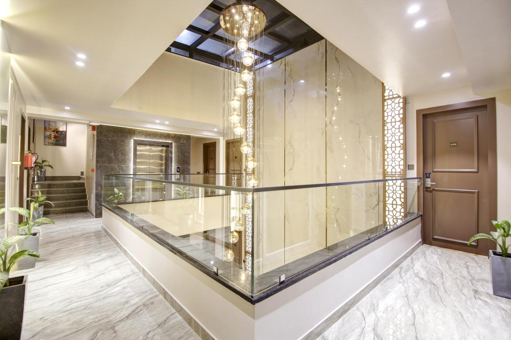 Saltstayz Premier - Near Golf Course Road & Sector 57 Gurgaon Exterior foto
