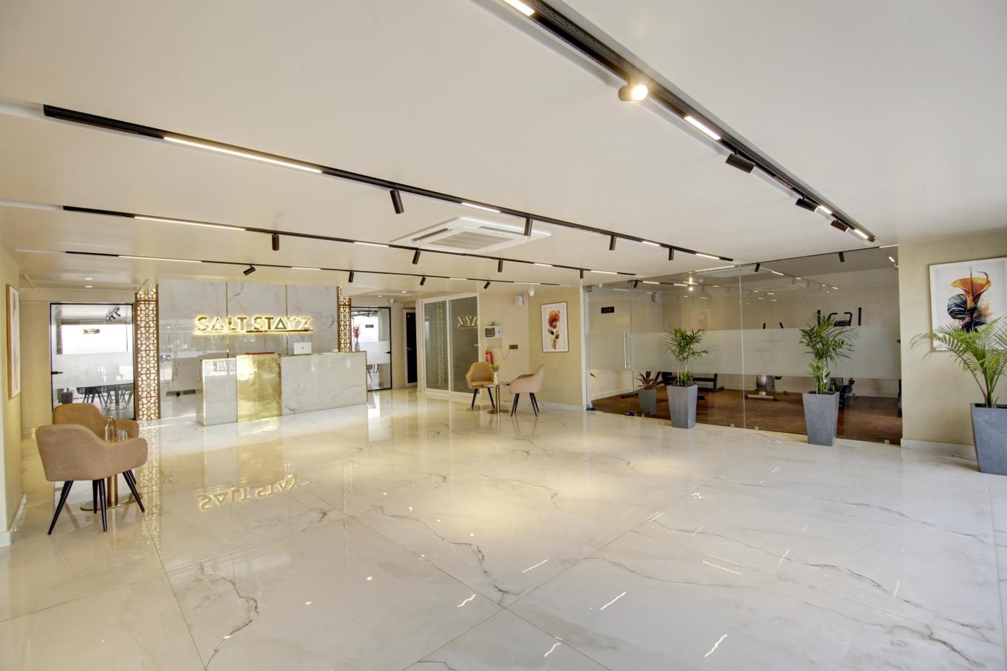 Saltstayz Premier - Near Golf Course Road & Sector 57 Gurgaon Exterior foto