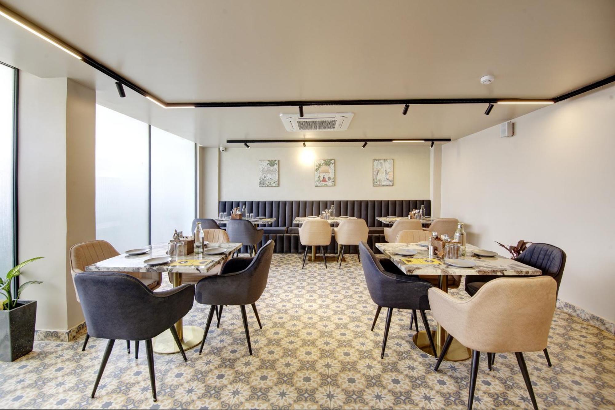 Saltstayz Premier - Near Golf Course Road & Sector 57 Gurgaon Exterior foto